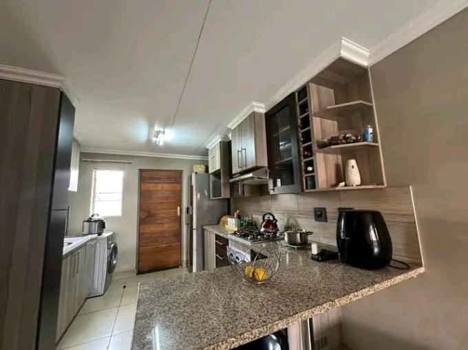 2 Bedroom Apartment for Sale For Sale in Pretoria North - MR665066