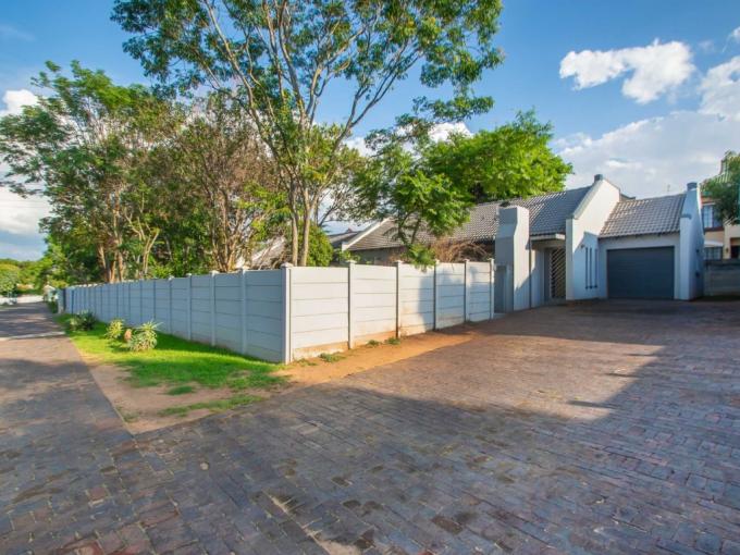 3 Bedroom Simplex for Sale For Sale in North Riding A.H. - MR665189
