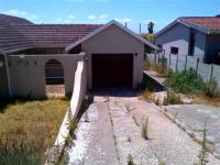 Front View of property in Saldanha