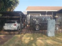 Front View of property in Elandspoort