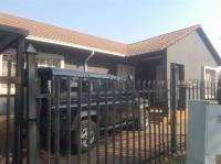 Front View of property in Elandspoort