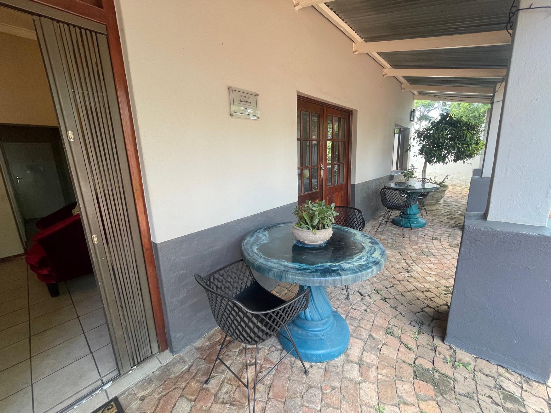  of property in Sunnyside