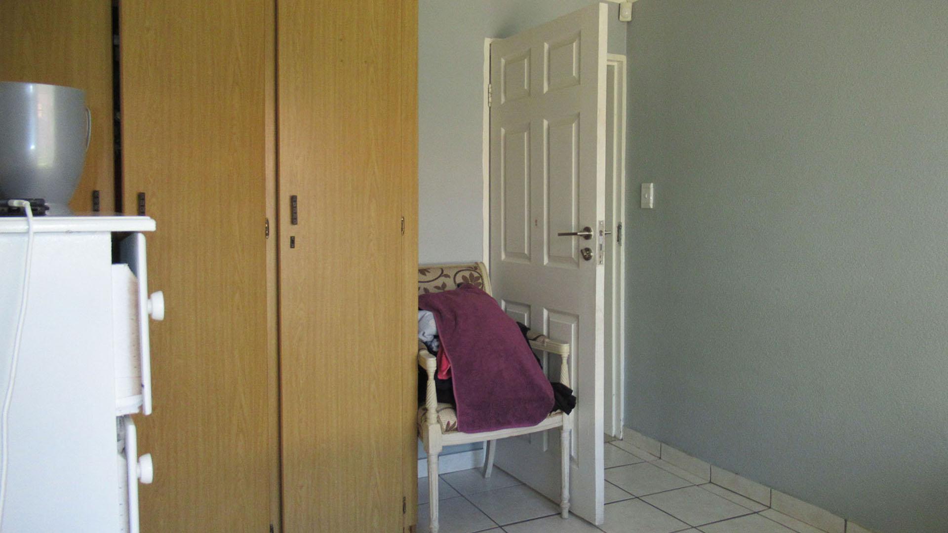 Bed Room 2 - 10 square meters of property in Rangeview