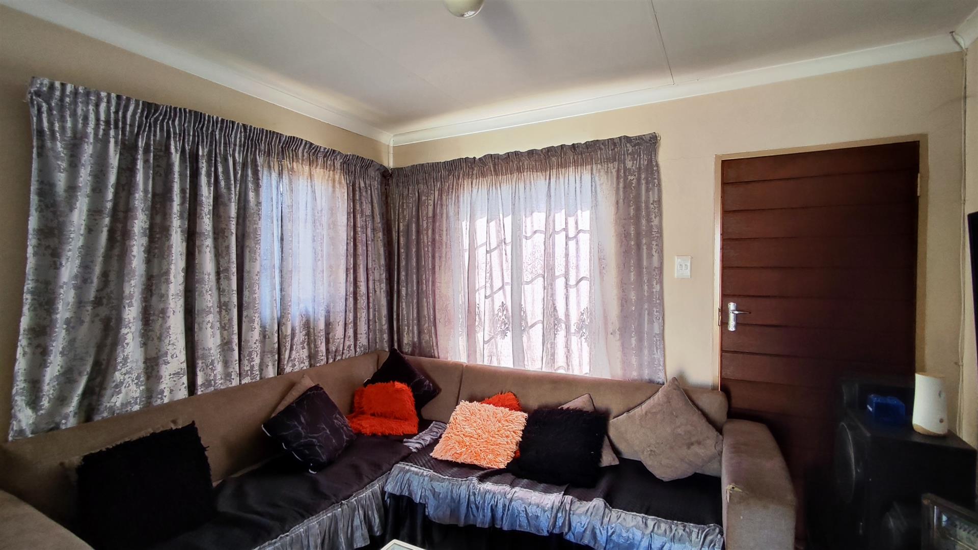 Lounges of property in Sky City