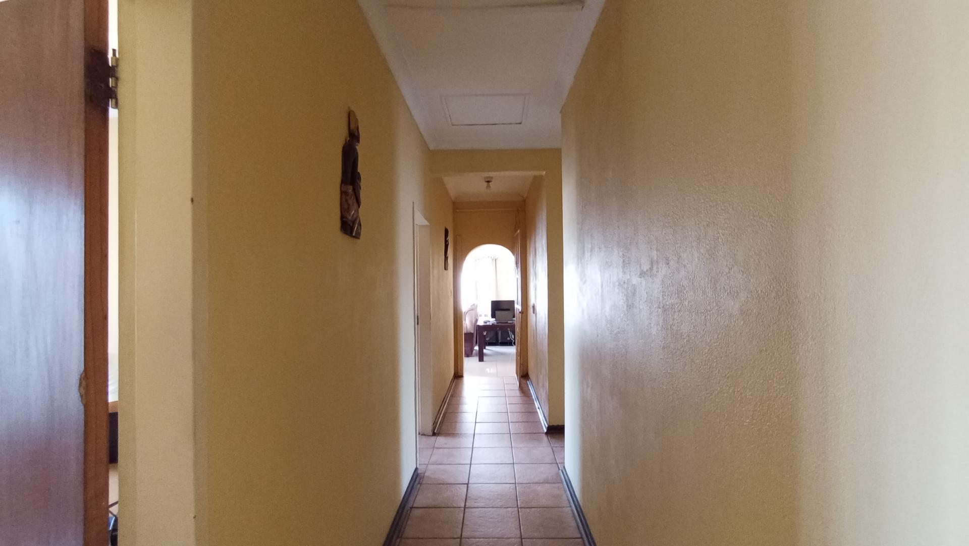 Spaces - 11 square meters of property in Lindhaven