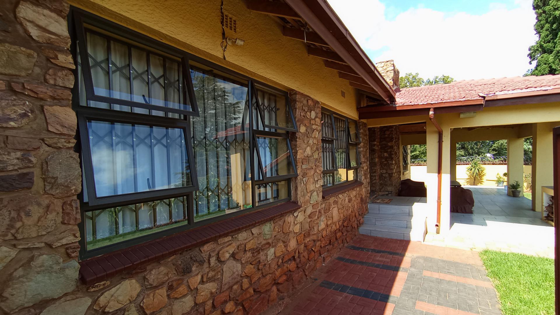 Backyard of property in Lindhaven