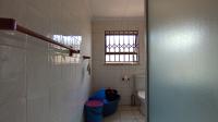 Bathroom 2 - 7 square meters of property in Lindhaven