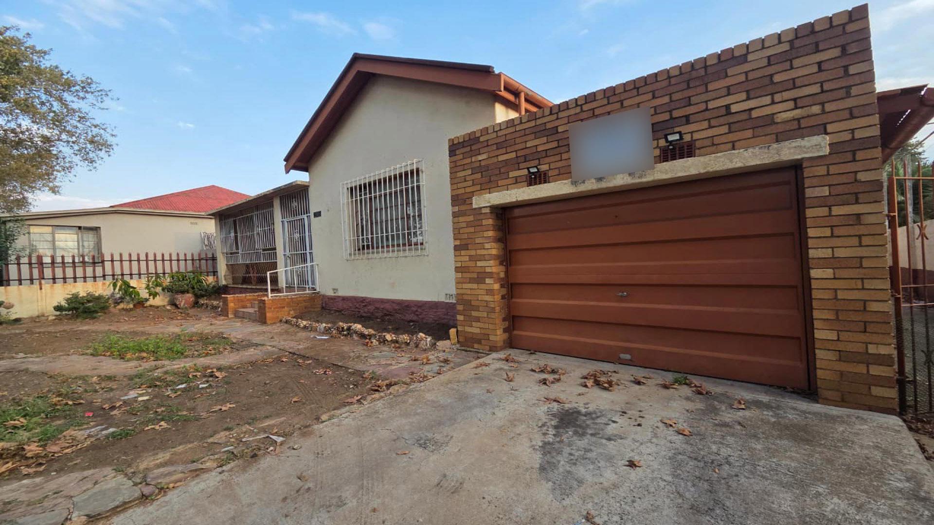 Front View of property in Forest Hill - JHB