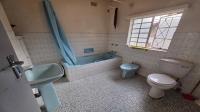 Bathroom 1 of property in Forest Hill - JHB