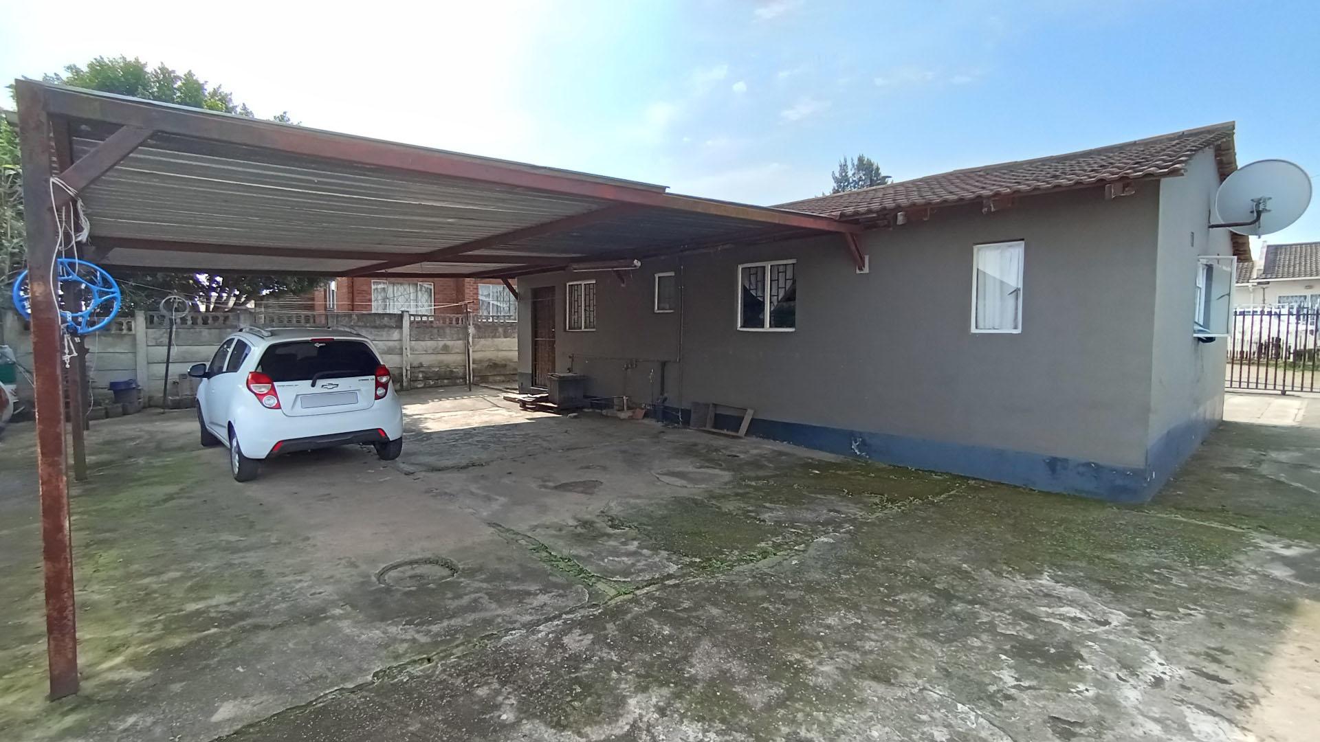 Backyard of property in Pietermaritzburg (KZN)