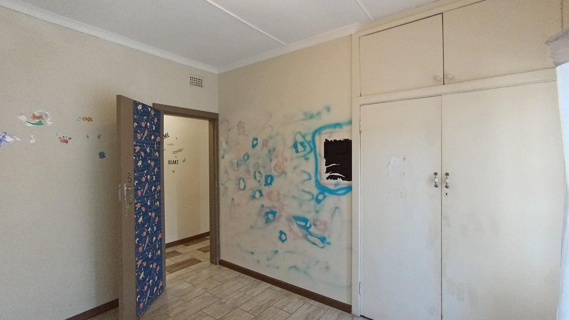 Bed Room 2 - 11 square meters of property in Hatton Estate