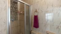 Main Bathroom - 4 square meters of property in Hatton Estate