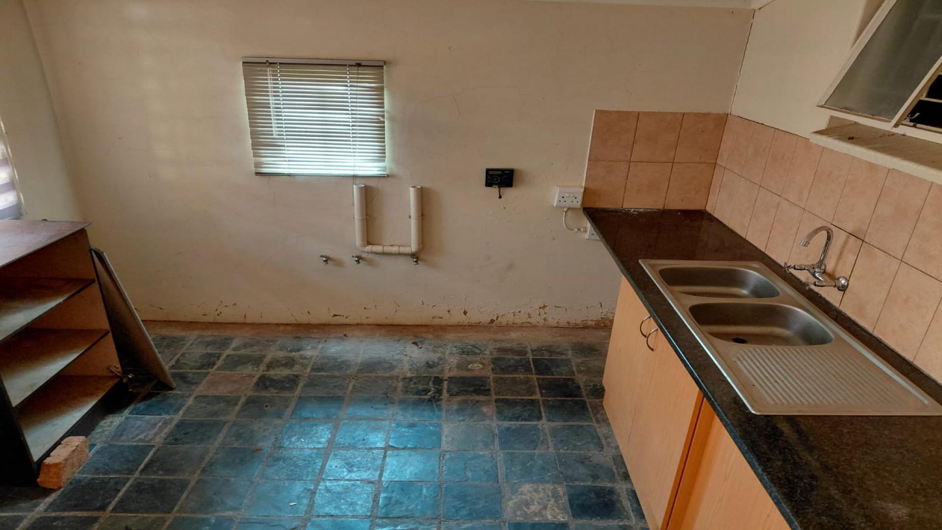 Scullery of property in Lichtenburg