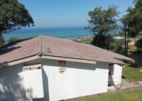 Front View of property in Oslo Beach