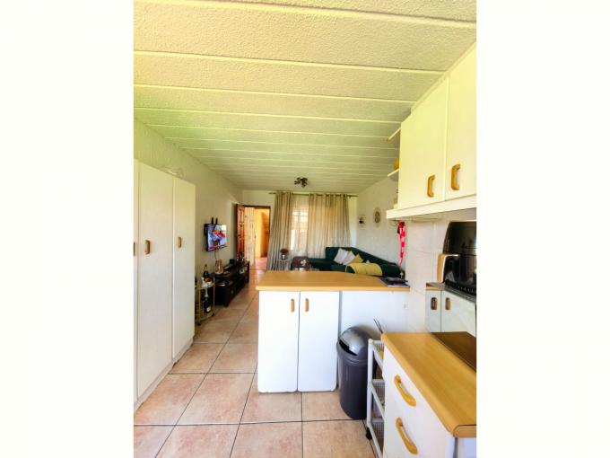 2 Bedroom House for Sale For Sale in Florida - MR665603