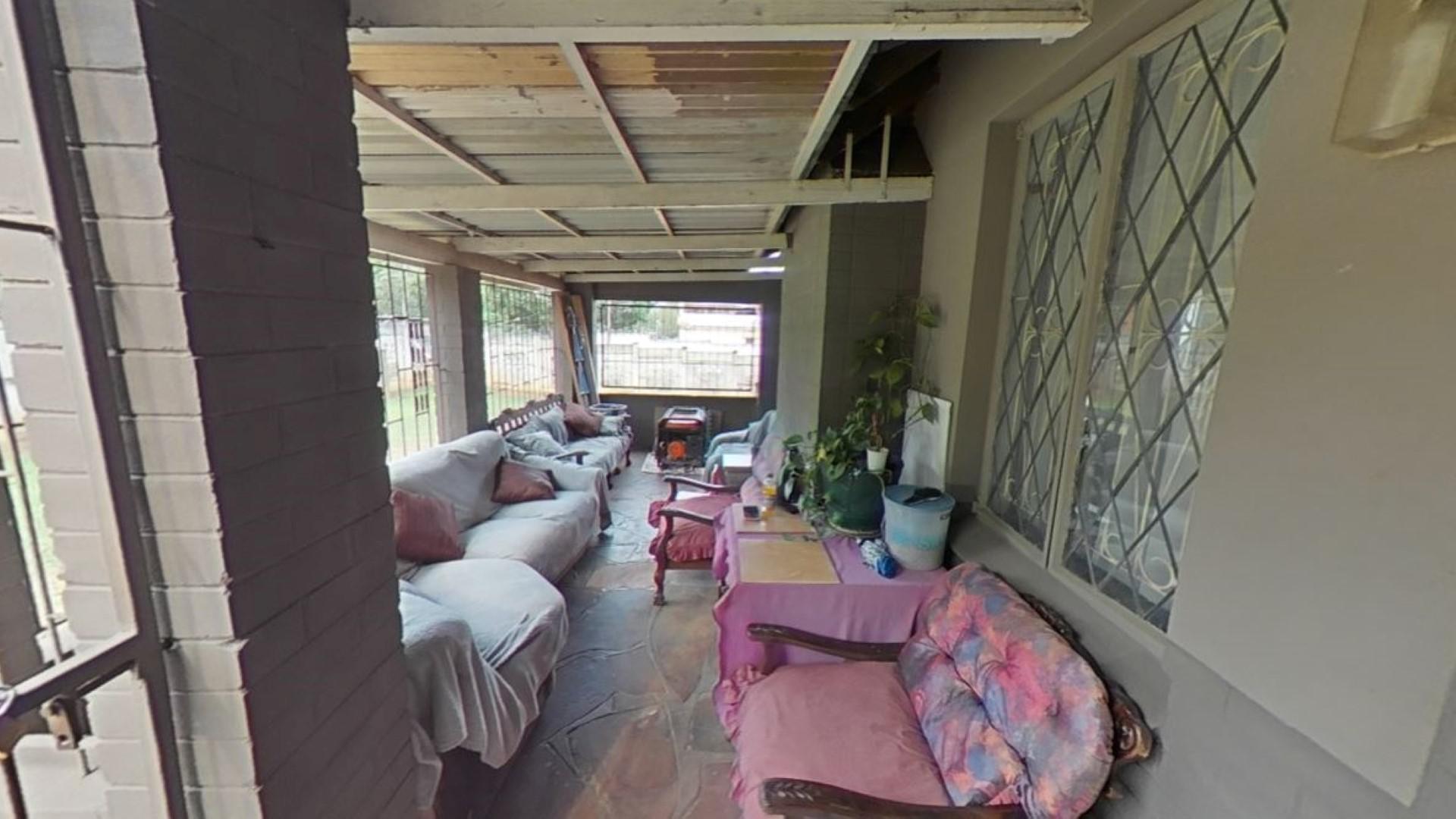 Patio - 26 square meters of property in Lester Park