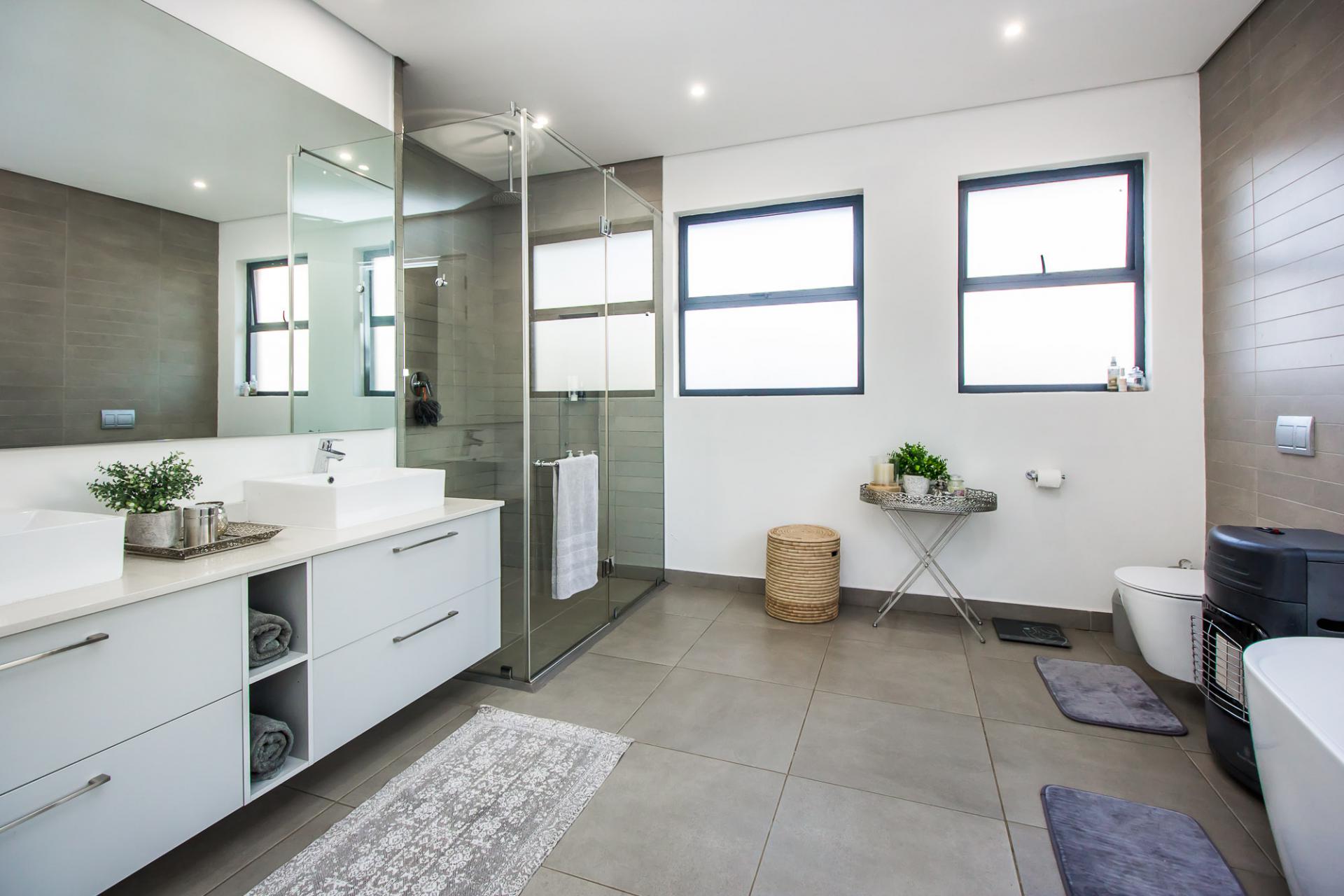  of property in The Hills