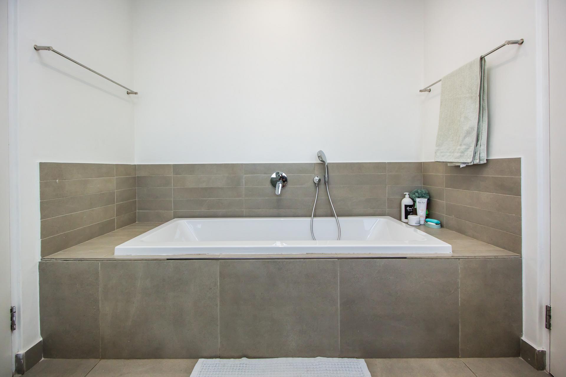  of property in The Hills