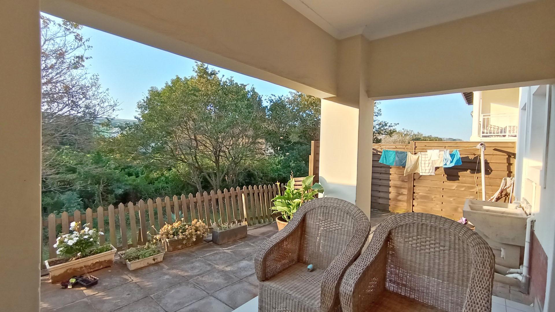 Patio - 11 square meters of property in Mount Edgecombe 