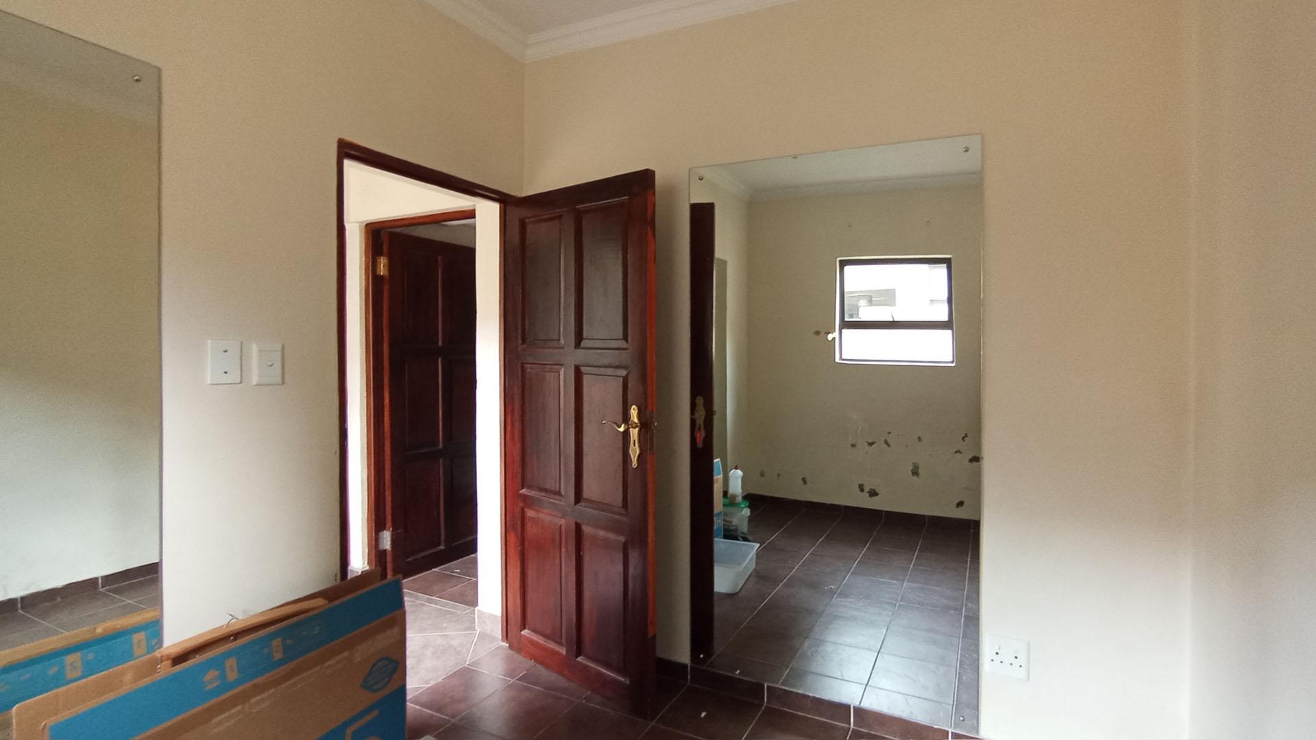 Staff Room - 16 square meters of property in Blue Valley Golf Estate