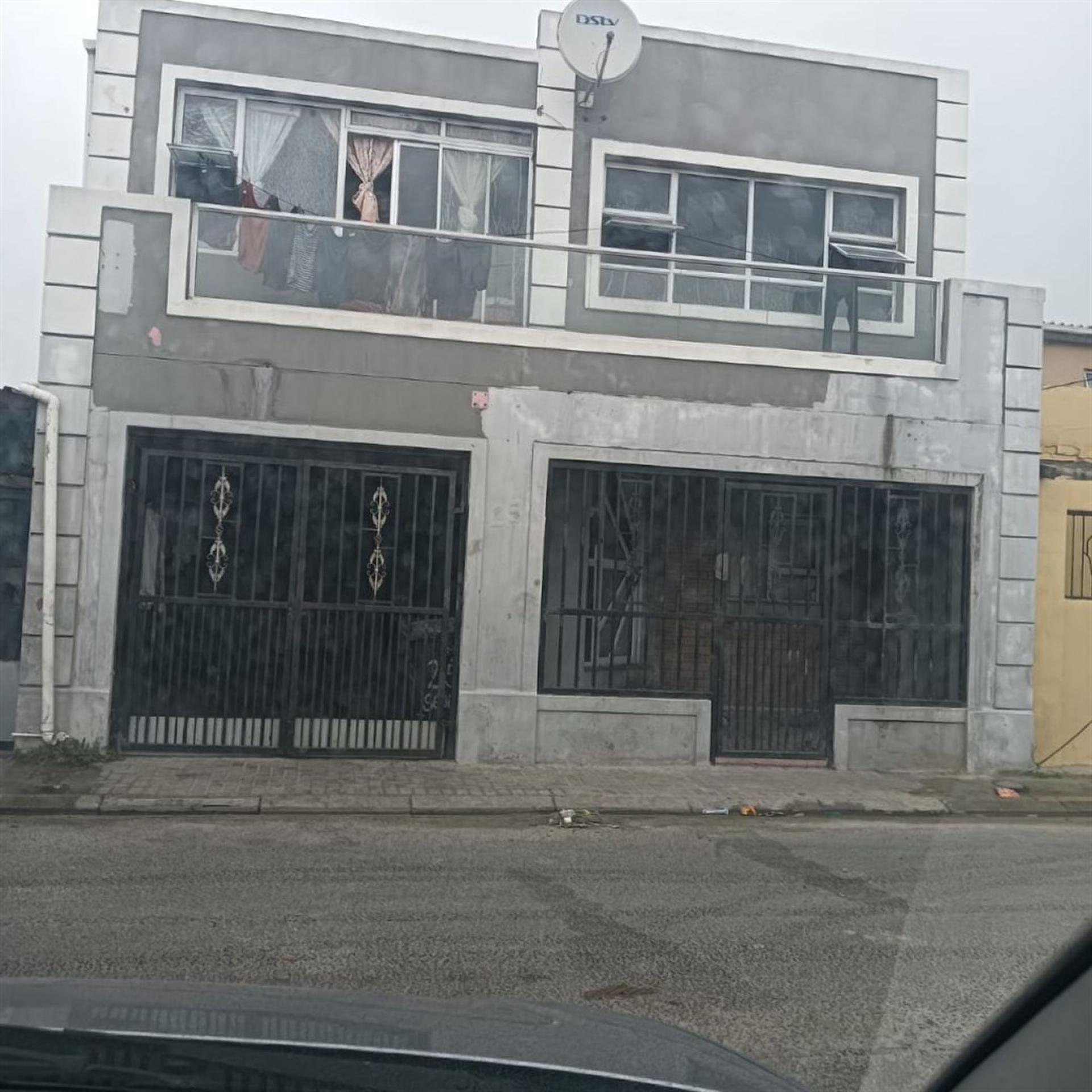 Front View of property in Delft