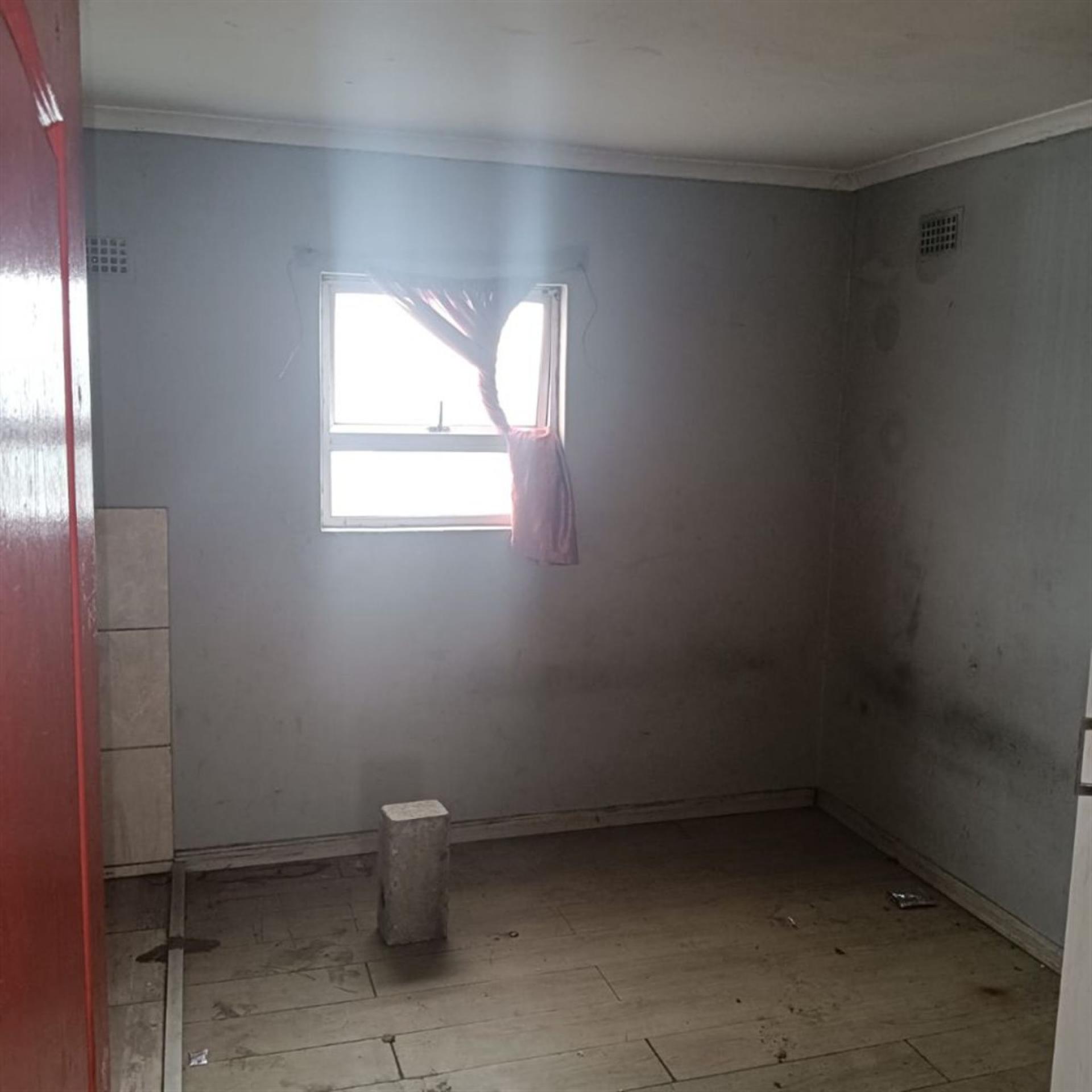 Spaces of property in Delft