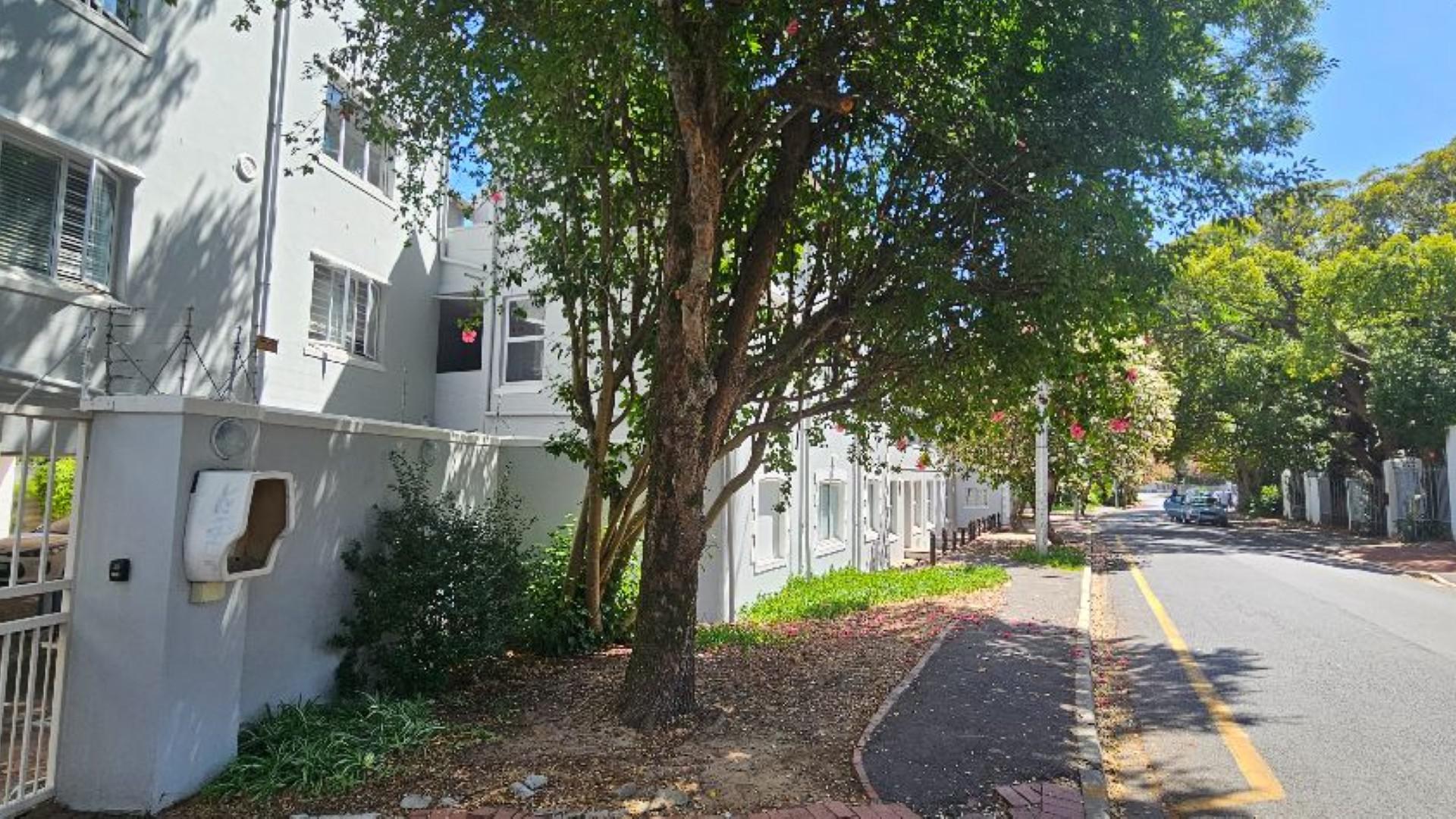Front View of property in Rondebosch  