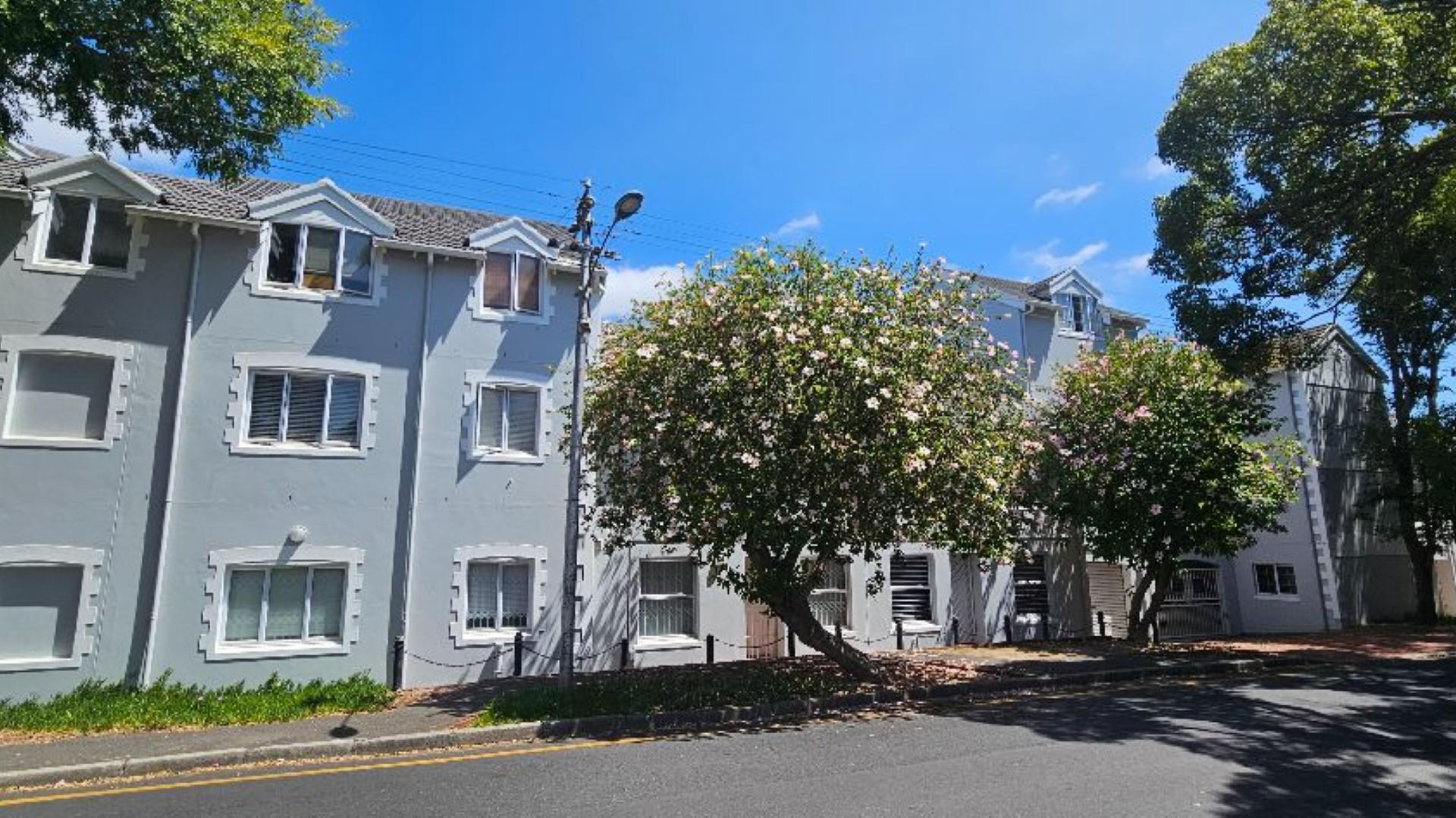 Front View of property in Rondebosch  