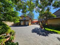6 Bedroom 6 Bathroom House for Sale for sale in Bendor