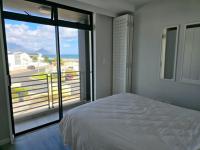  of property in Bloubergstrand