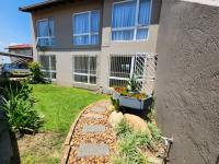 3 Bedroom 2 Bathroom Flat/Apartment for Sale for sale in South Crest
