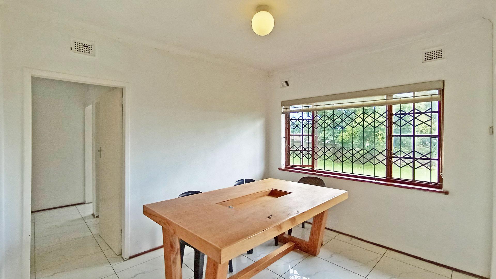 Dining Room - 12 square meters of property in Hazelmere