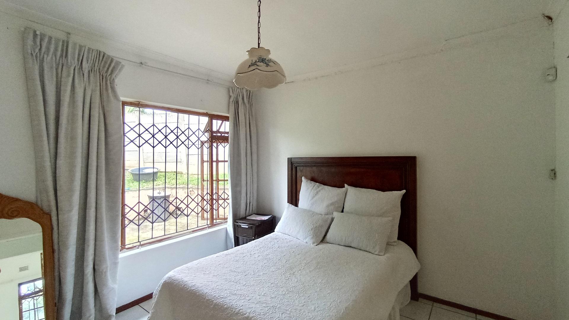 Bed Room 2 - 11 square meters of property in Hazelmere