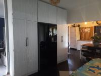  of property in Theresapark