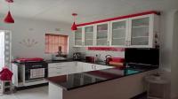 Kitchen of property in Weltevreden Valley