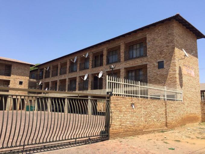 2 Bedroom Apartment for Sale For Sale in Rustenburg - MR666720