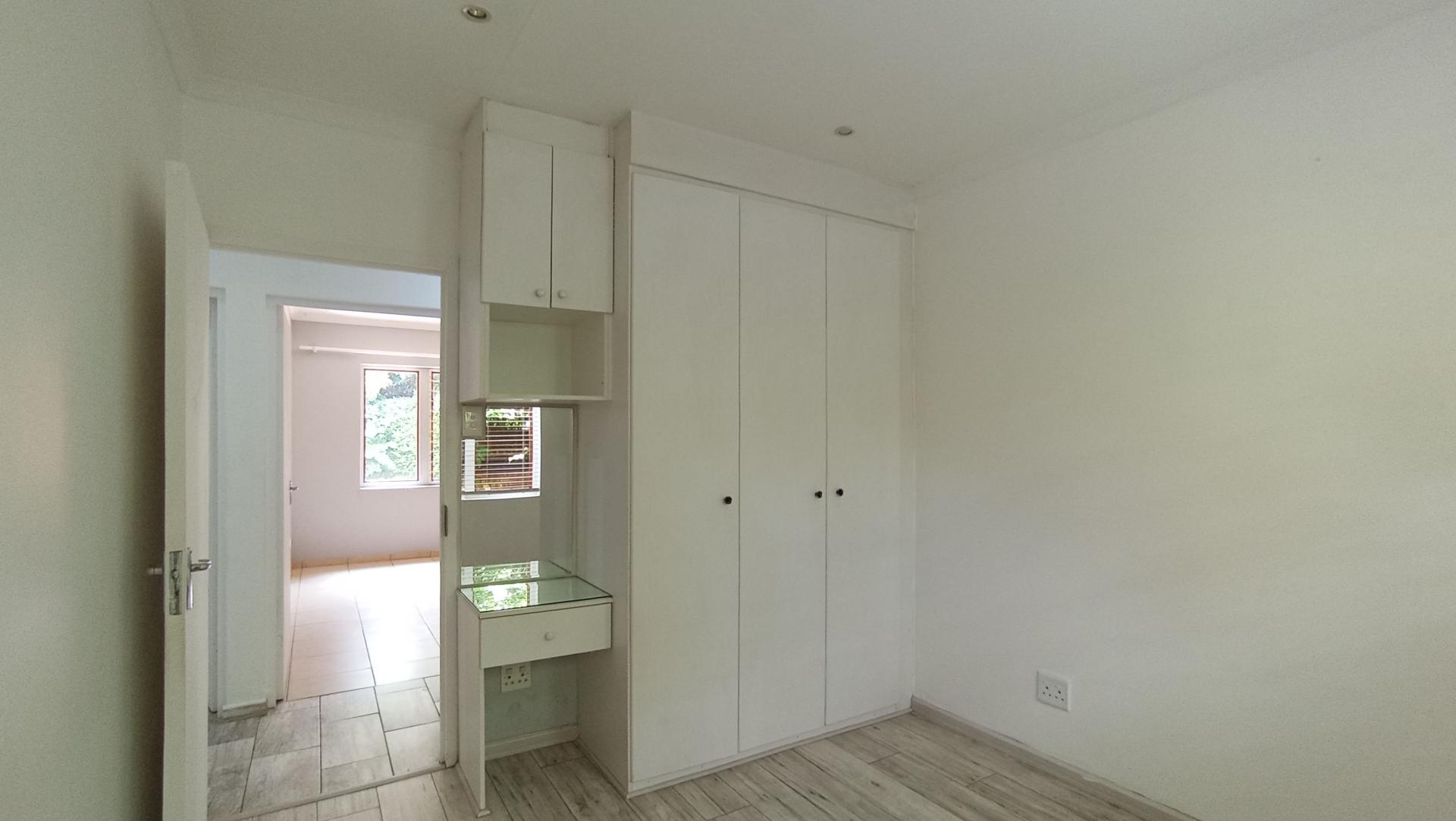 Bed Room 1 - 10 square meters of property in Ruimsig