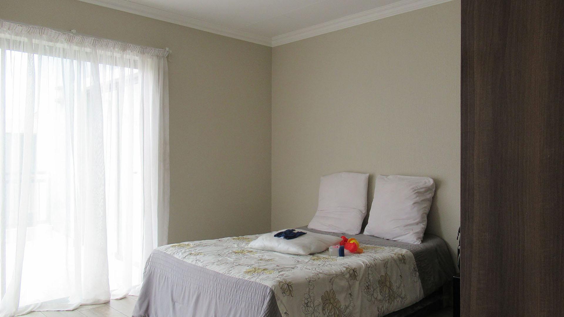 Bed Room 2 - 15 square meters of property in Homes Haven