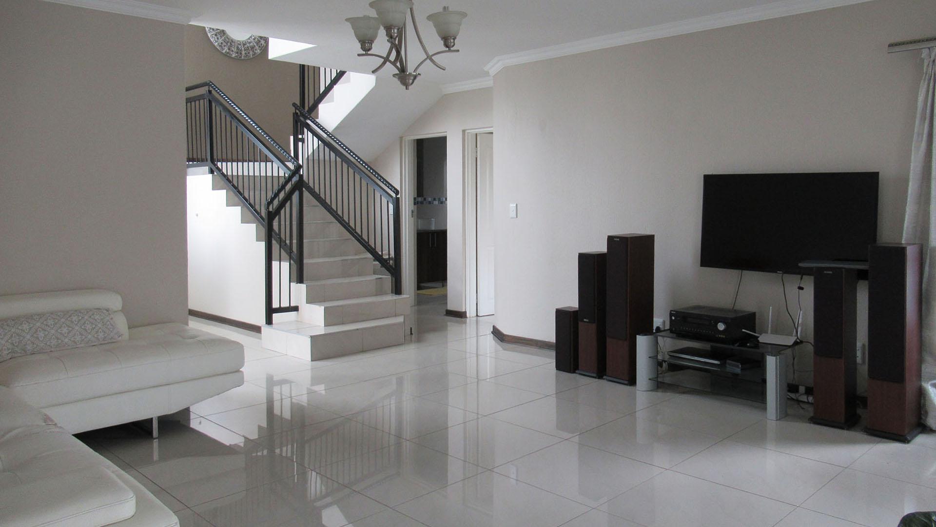 Lounges - 41 square meters of property in Homes Haven