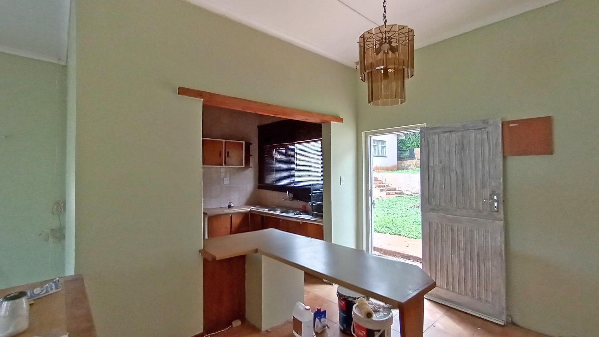 Spaces - 21 square meters of property in Uvongo