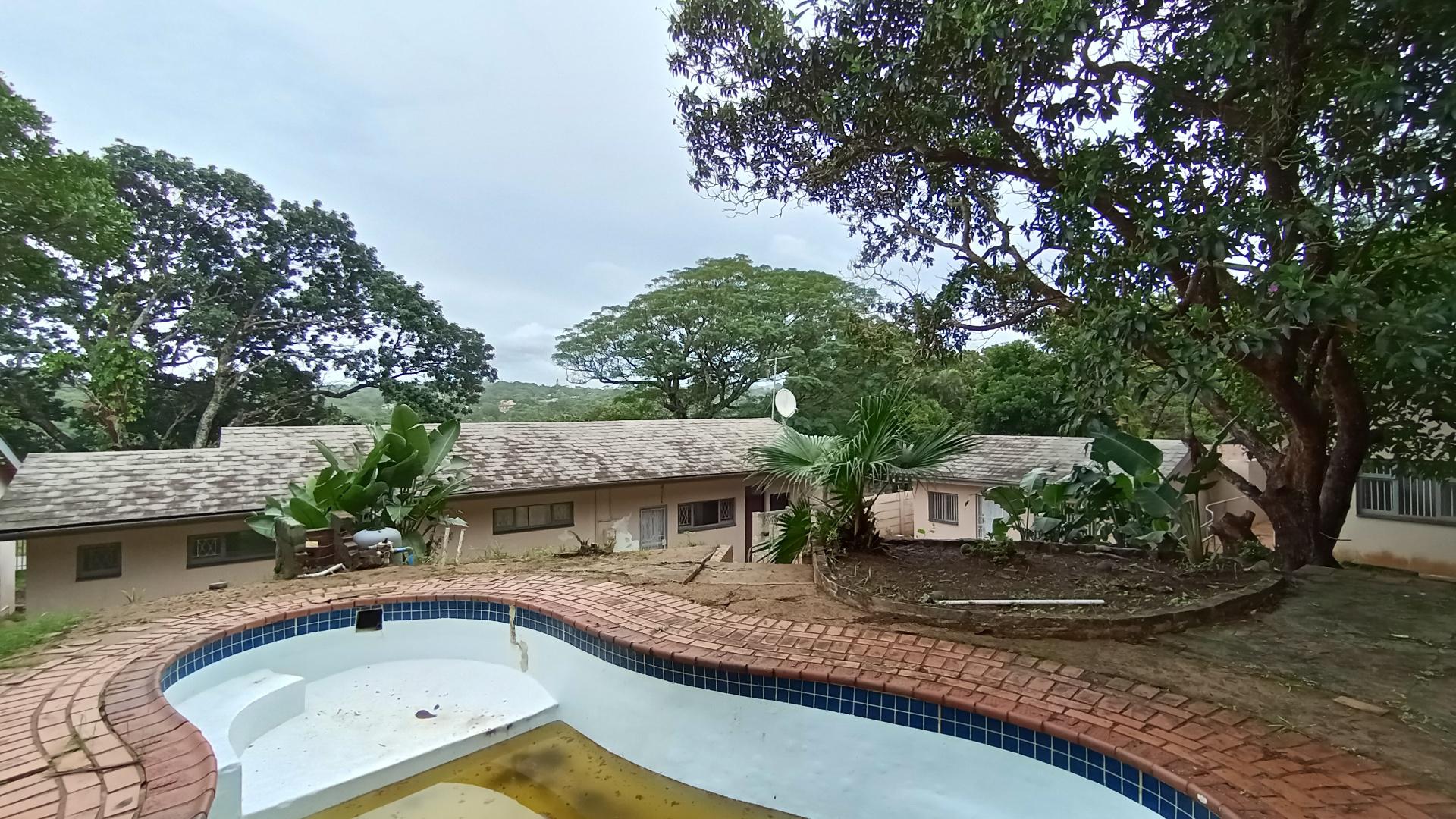 Backyard of property in Uvongo