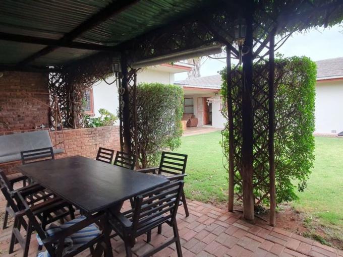 5 Bedroom House for Sale For Sale in Fairbridge Heights - MR666823