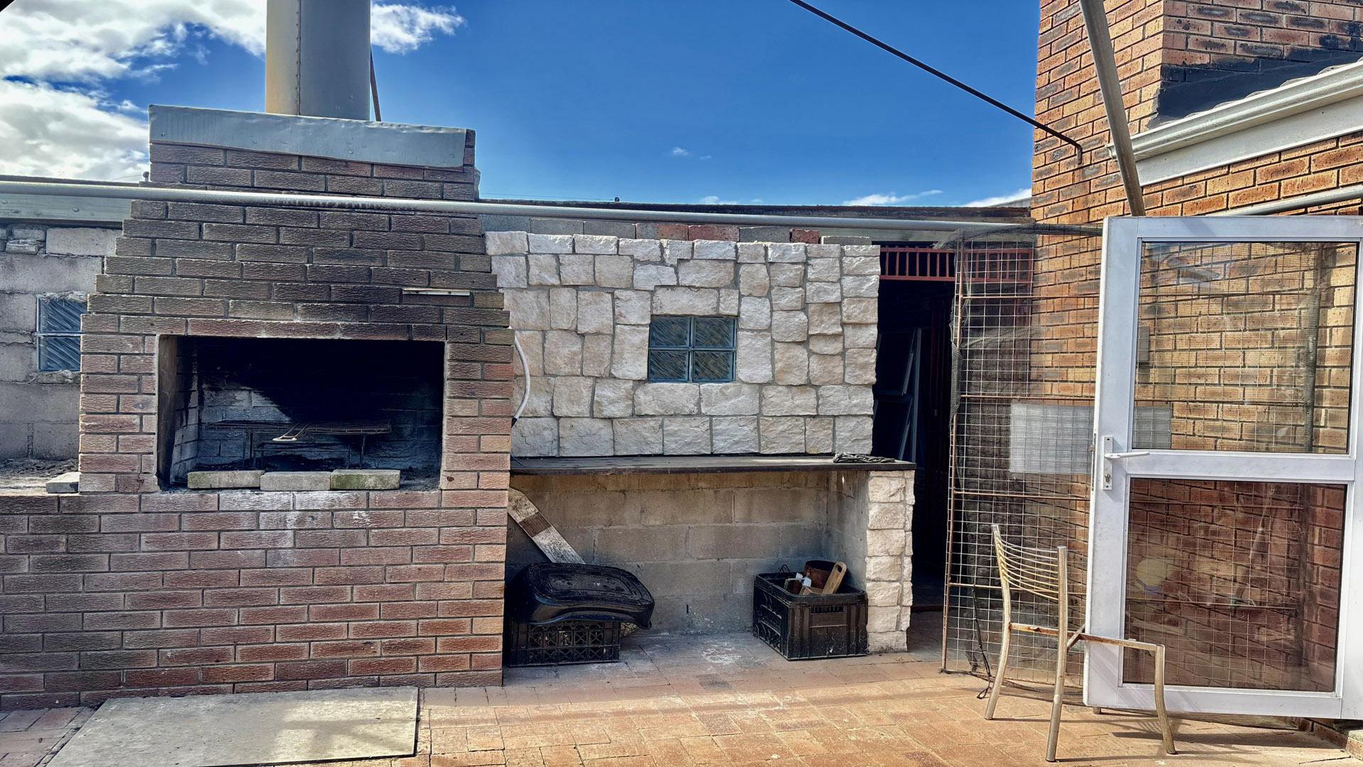 Braai Area of property in Kraaifontein