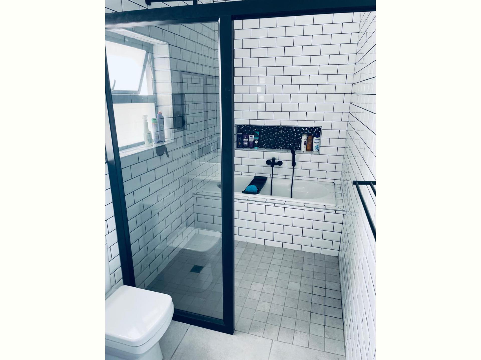  of property in Shelley Point