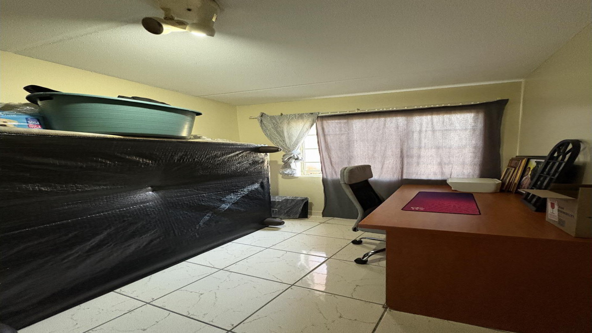 Bed Room 2 - 11 square meters of property in Roodepoort