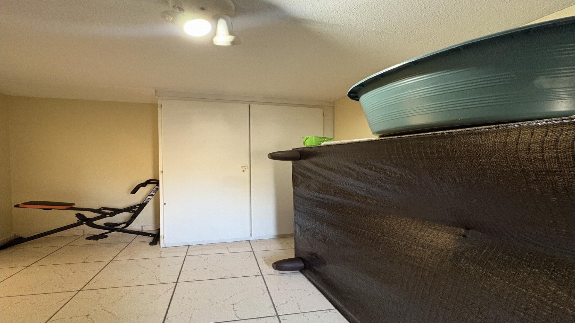 Bed Room 2 - 11 square meters of property in Roodepoort