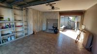 Garage of property in Montana Park