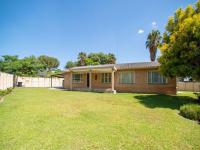 3 Bedroom 2 Bathroom House for Sale for sale in Croydon