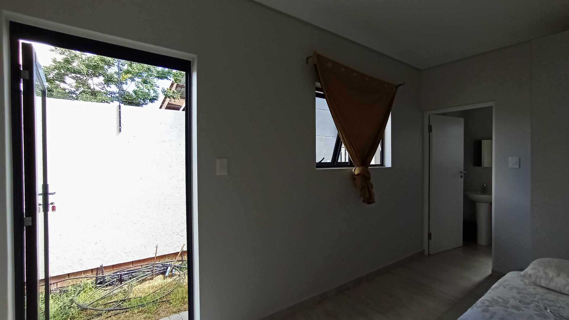 Staff Room - 10 square meters of property in Carlswald