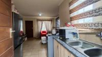 Kitchen - 6 square meters of property in Palm Ridge
